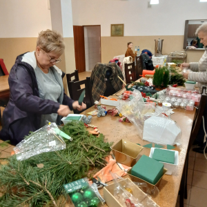 Warsztaty świąteczne pn."Stroik Bożonarodzeniowy".