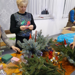 Warsztaty świąteczne pn."Stroik Bożonarodzeniowy".