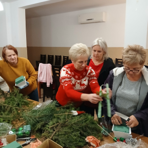 Warsztaty świąteczne pn."Stroik Bożonarodzeniowy".