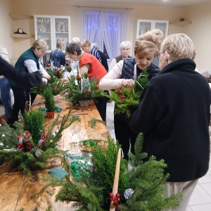 Warsztaty świąteczne pn."Stroik Bożonarodzeniowy".