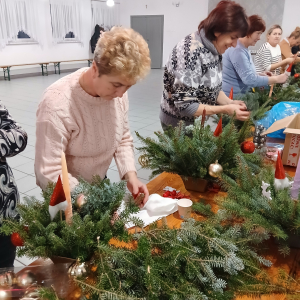 Warsztaty świąteczne pn."Stroik Bożonarodzeniowy".