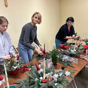 Warsztaty świąteczne pn."Stroik Bożonarodzeniowy"