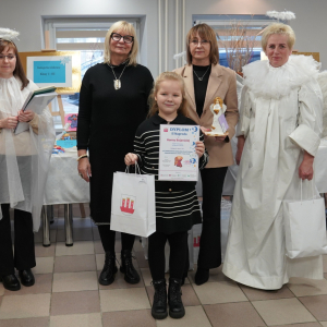V Powiatowy Konkurs Plastyczny pn."Bożonarodzeniowy Anioł z masy solnej".