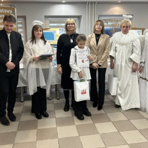 V Powiatowy Konkurs Plastyczny pn."Bożonarodzeniowy Anioł z masy solnej".