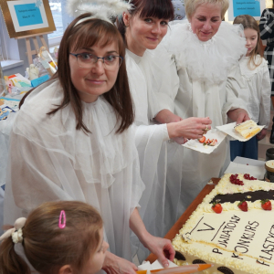 V Powiatowy Konkurs Plastyczny pn."Bożonarodzeniowy Anioł z masy solnej".