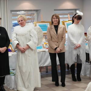 V Powiatowy Konkurs Plastyczny pn."Bożonarodzeniowy Anioł z masy solnej".