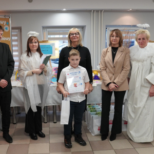 V Powiatowy Konkurs Plastyczny pn."Bożonarodzeniowy Anioł z masy solnej".