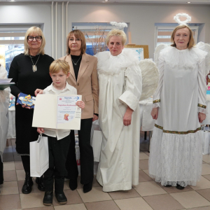 V Powiatowy Konkurs Plastyczny pn."Bożonarodzeniowy Anioł z masy solnej".