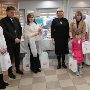 V Powiatowy Konkurs Plastyczny pn."Bożonarodzeniowy Anioł z masy solnej".