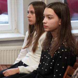 V Powiatowy Konkurs Plastyczny pn."Bożonarodzeniowy Anioł z masy solnej".