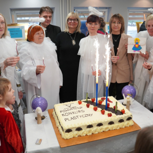 V Powiatowy Konkurs Plastyczny pn."Bożonarodzeniowy Anioł z masy solnej".