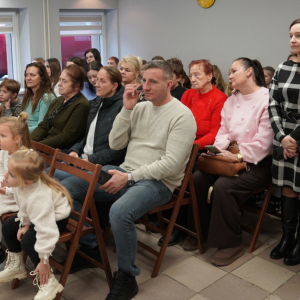 V Powiatowy Konkurs Plastyczny pn."Bożonarodzeniowy Anioł z masy solnej".