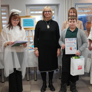 V Powiatowy Konkurs Plastyczny pn."Bożonarodzeniowy Anioł z masy solnej".